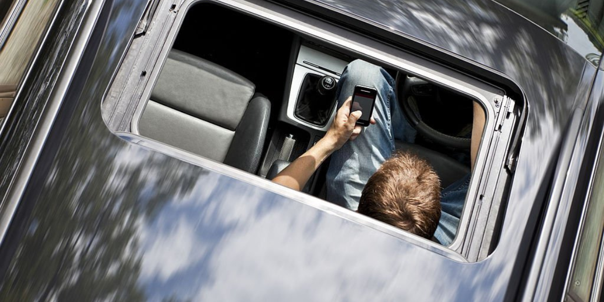 Signs that Indicate Your Sunroof Needs Repair Sunroof King